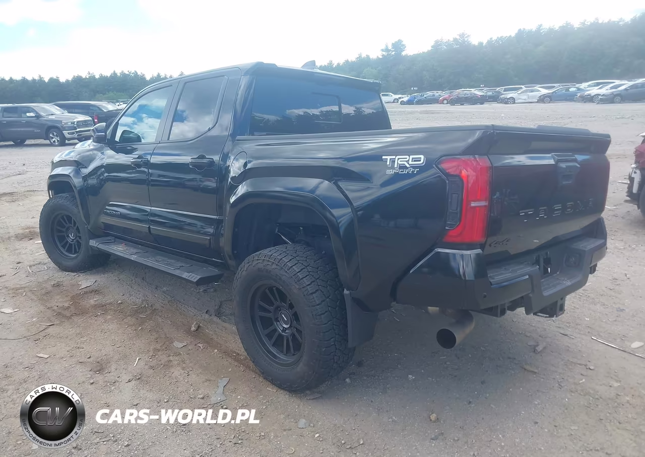 2024 Toyota Tacoma Trd Sport VIN:3TMLB5JN1RM039740 - 3