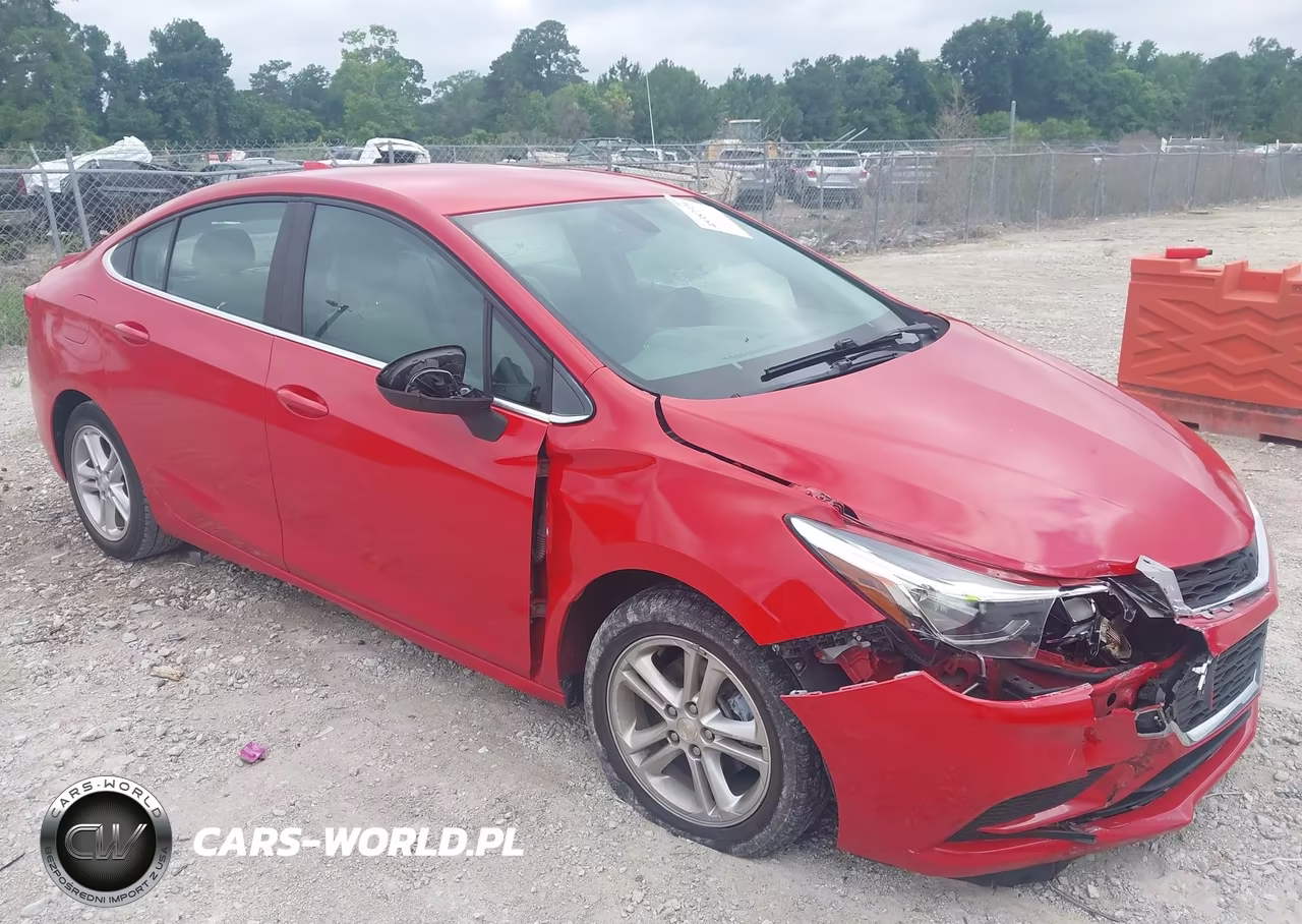 2016 Chevrolet Cruze Lt Auto – zdjęcie 1 z 11