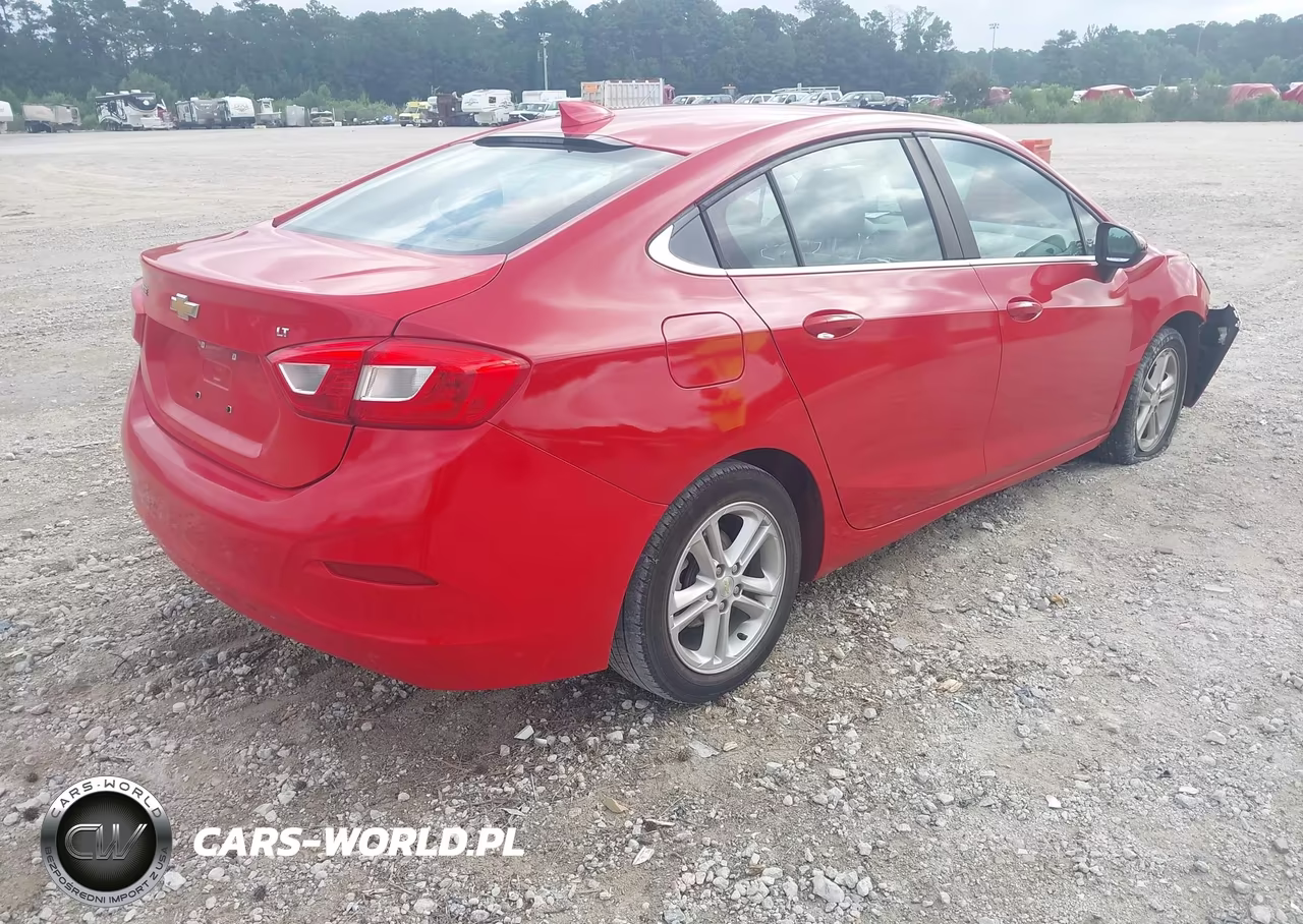 2016 Chevrolet Cruze Lt Auto VIN:1G1BE5SM9G7300301 - 4