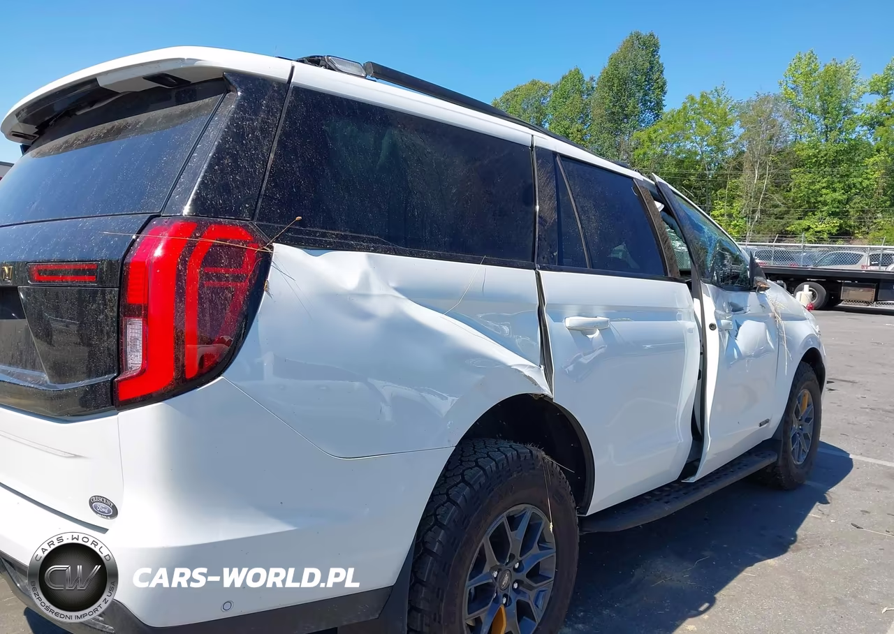 2025 Ford Expedition Tremor VIN:1FMJU1RG6SEA53348 - 6