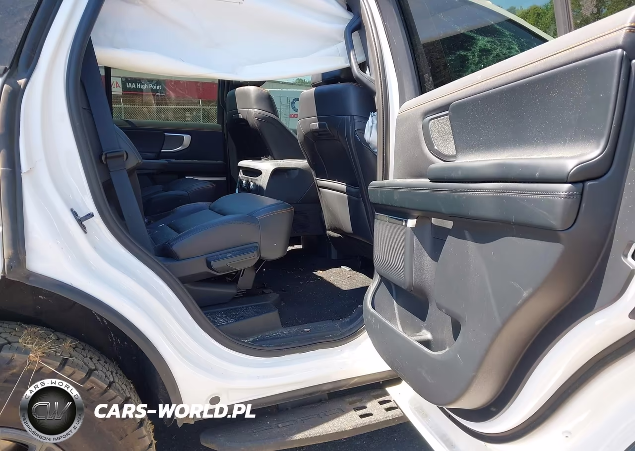 2025 Ford Expedition Tremor VIN:1FMJU1RG6SEA53348 - 8