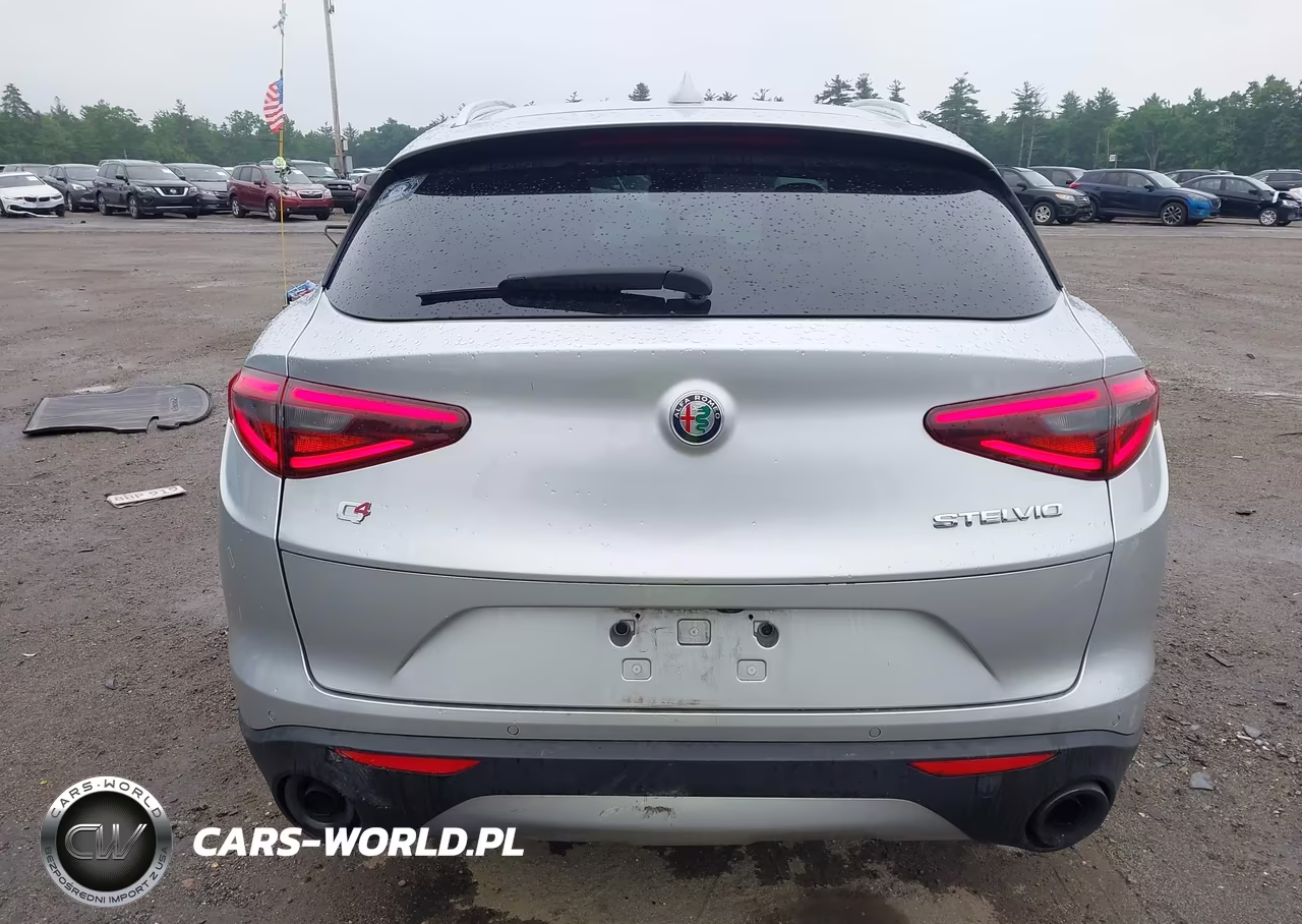 2018 Alfa Romeo Stelvio Awd VIN:ZASFAKAN6J7B68979 - 17
