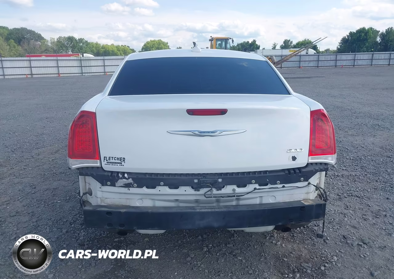 2016 Chrysler 300 Anniversary Edition VIN:2C3CCAAG5GH212456 - 16