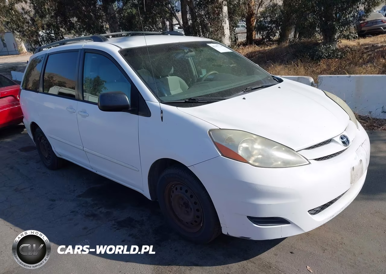 2007 Toyota Sienna Ce-Le