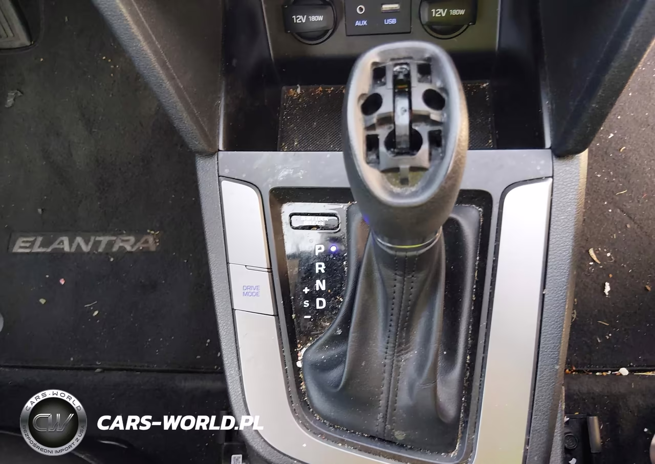 2019 Hyundai Elantra Se VIN:5NPD74LF6KH478241 - 13