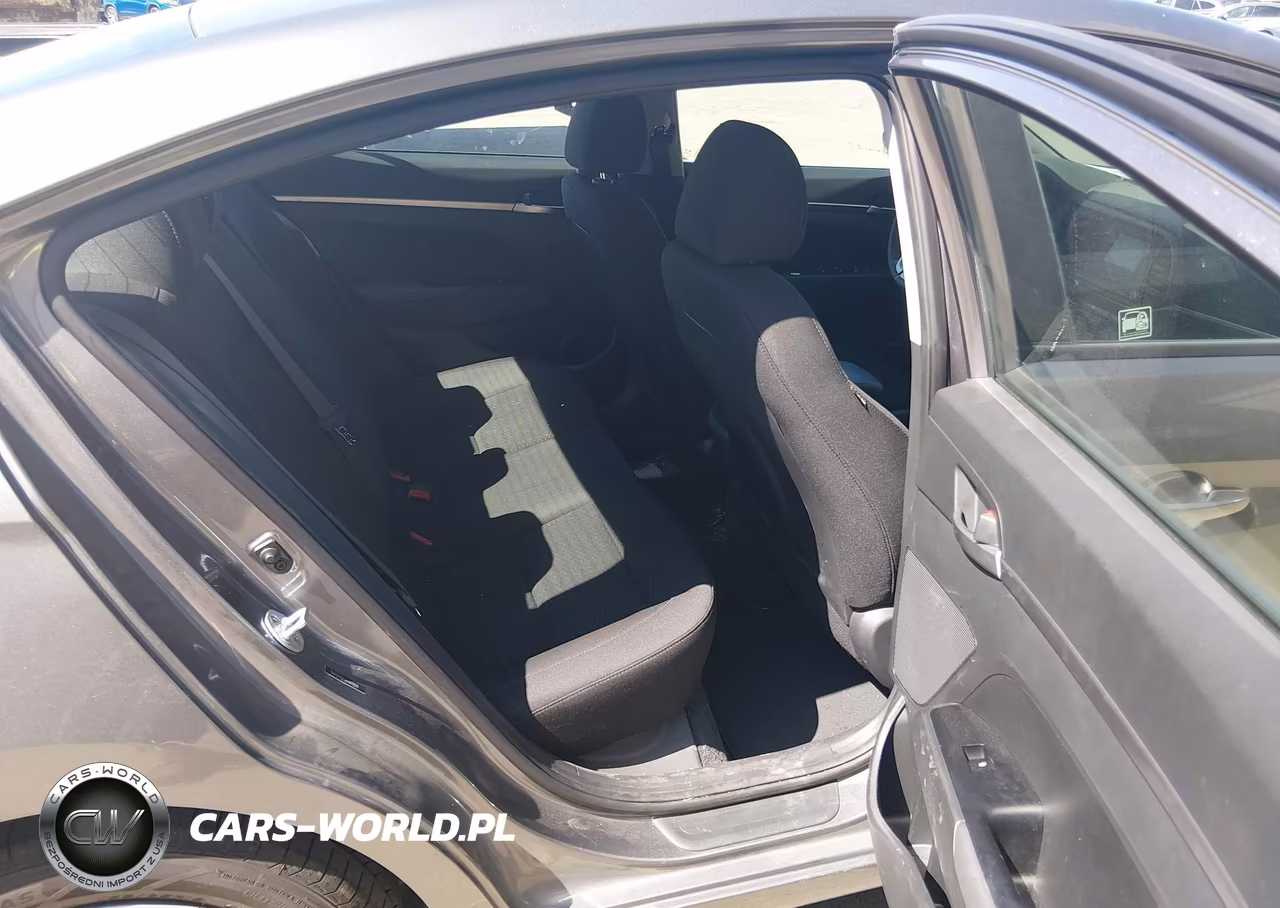 2019 Hyundai Elantra Se VIN:5NPD74LF6KH478241 - 8