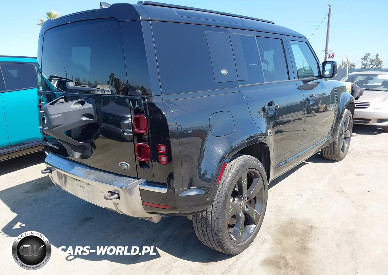 2023 Land Rover Defender 110 S VIN:SALEJEEX4P2240021 - 4