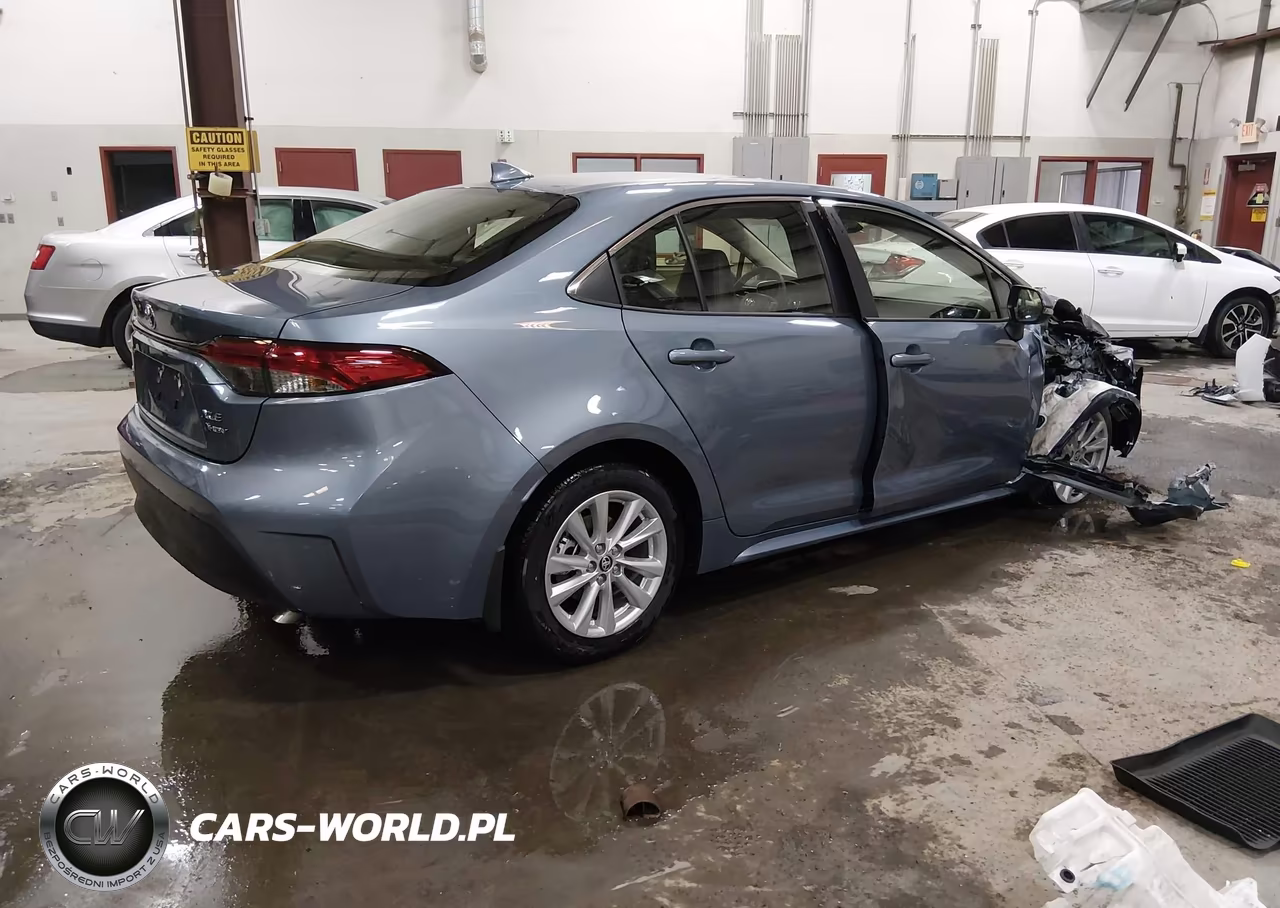 2026 Toyota Corolla Hybrid Hybrid Xle VIN:JTDBCMFE5T3117408 - 4