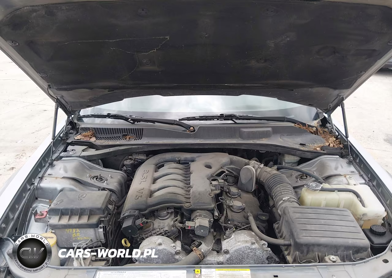 2007 Chrysler 300 Touring VIN:2C3KA53G87H768301 - 10