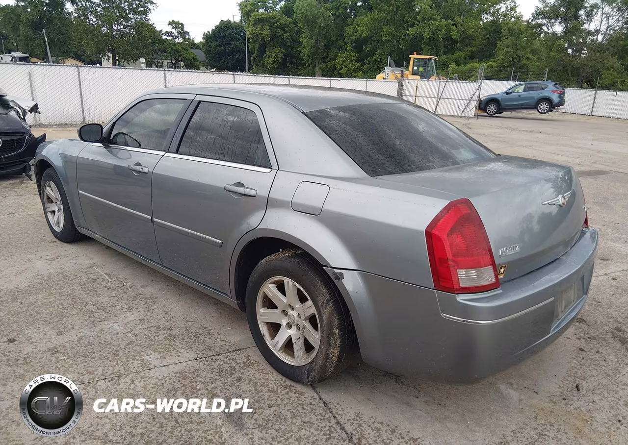 2007 Chrysler 300 Touring VIN:2C3KA53G87H768301 - 3