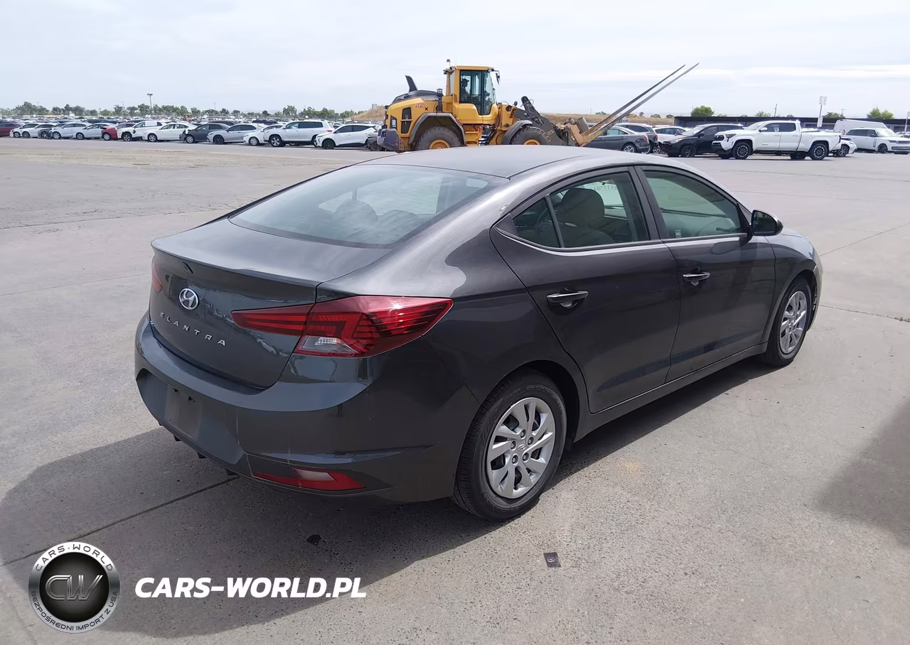 2020 Hyundai Elantra Se VIN:5NPD74LF4LH615940 - 4
