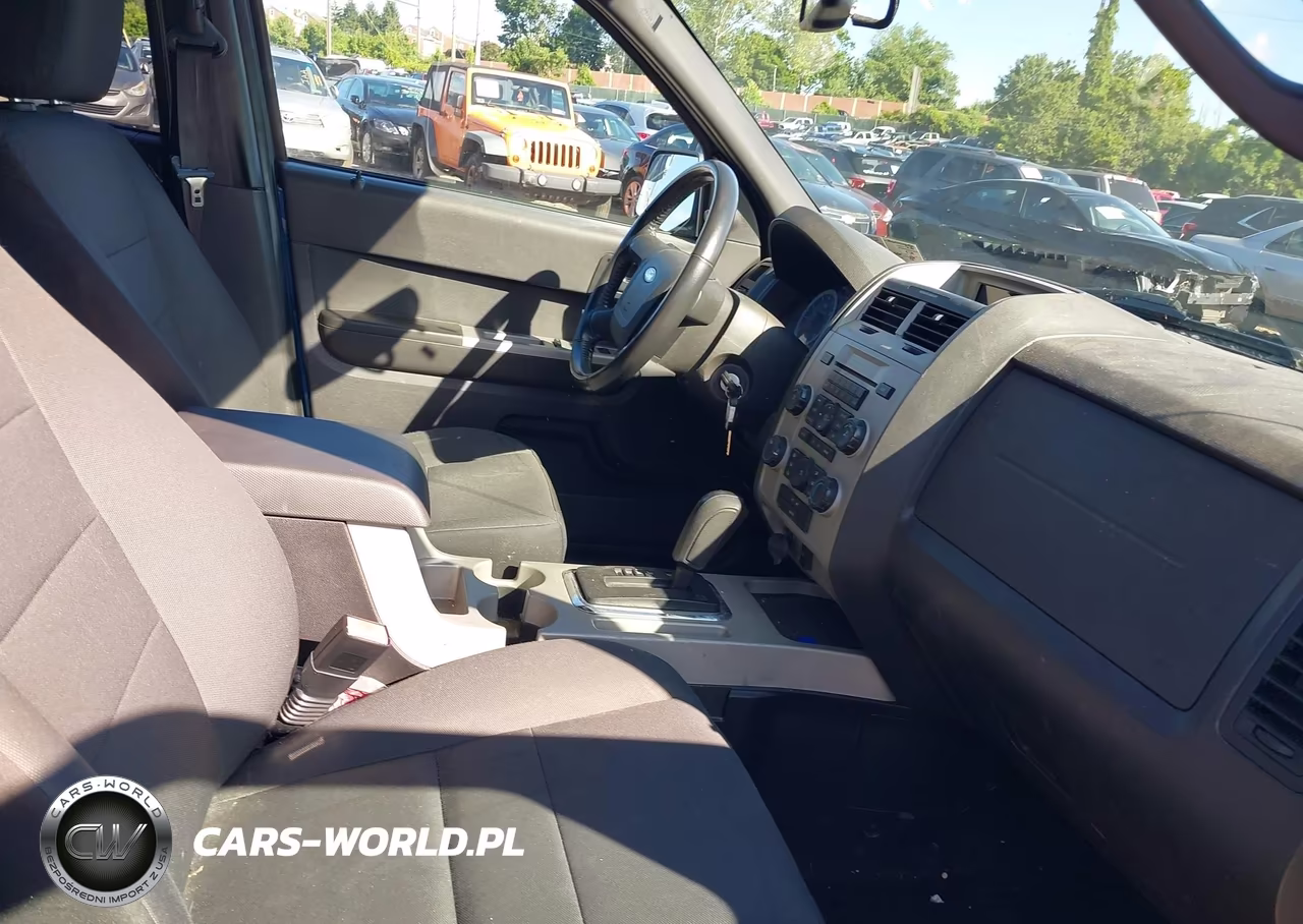 2012 Ford Escape Xlt VIN:1FMCU9D72CKB09304 - 5