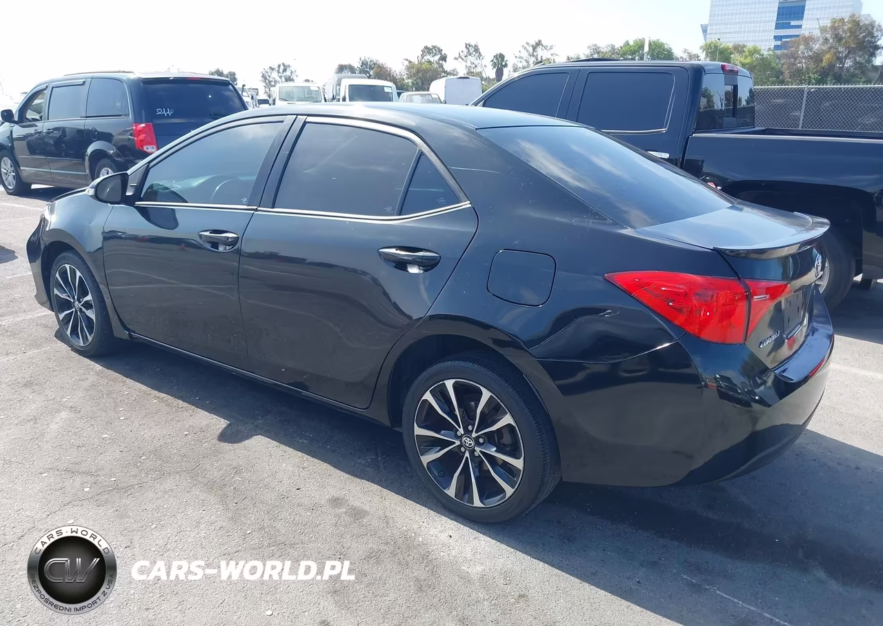 2017 Toyota Corolla Se VIN:2T1BURHE0HC859205 - 3