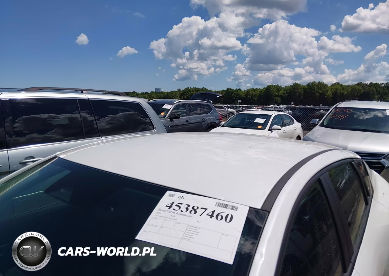 2025 Kia K4 Lxs VIN:3KPFT4DE9SE033068 - 17