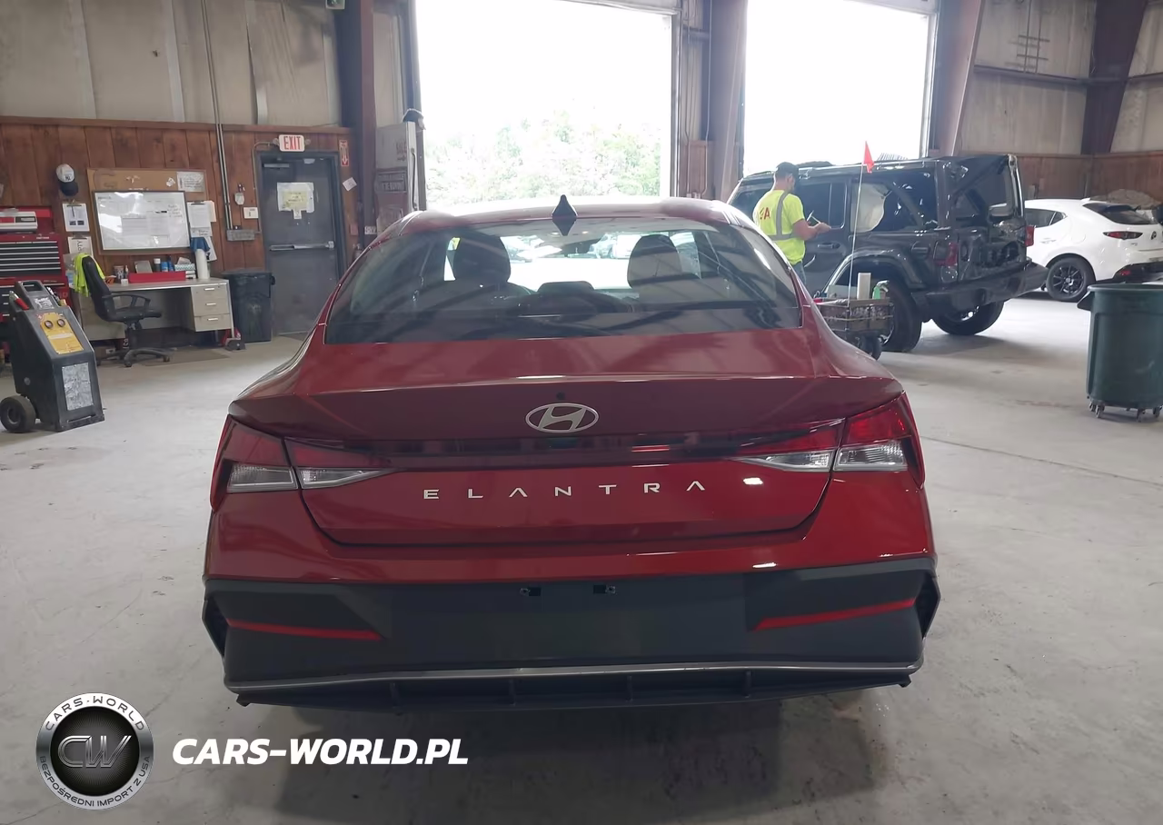 2025 Hyundai Elantra Se VIN:KMHLL4DG4SU939761 - 16