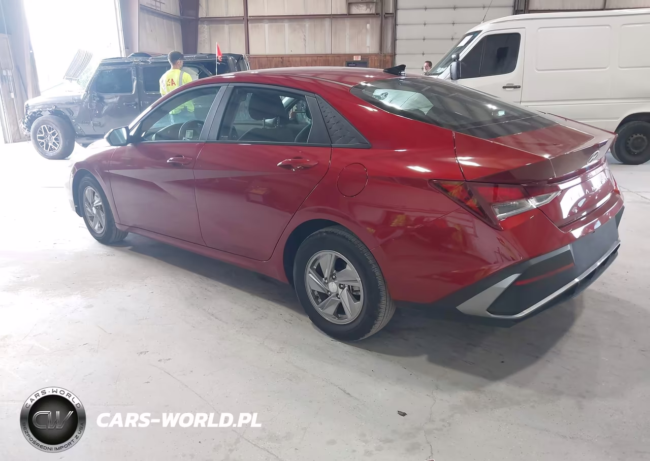 2025 Hyundai Elantra Se VIN:KMHLL4DG4SU939761 - 3