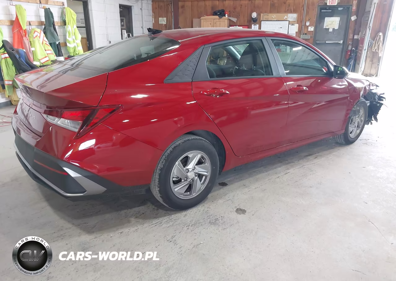 2025 Hyundai Elantra Se VIN:KMHLL4DG4SU939761 - 4