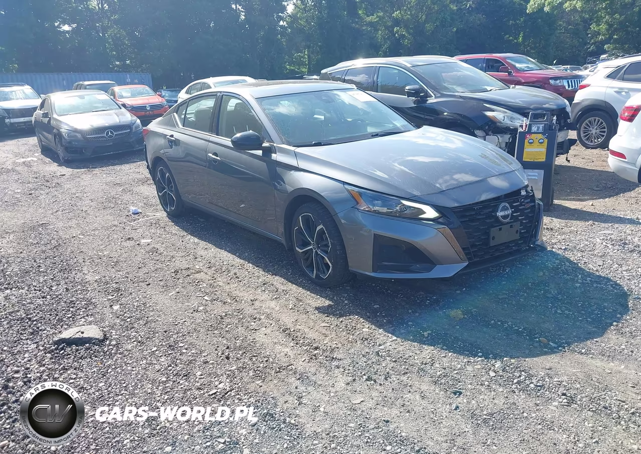 2024 Nissan Altima Sr Intelligent Awd – zdjęcie 1 z 17