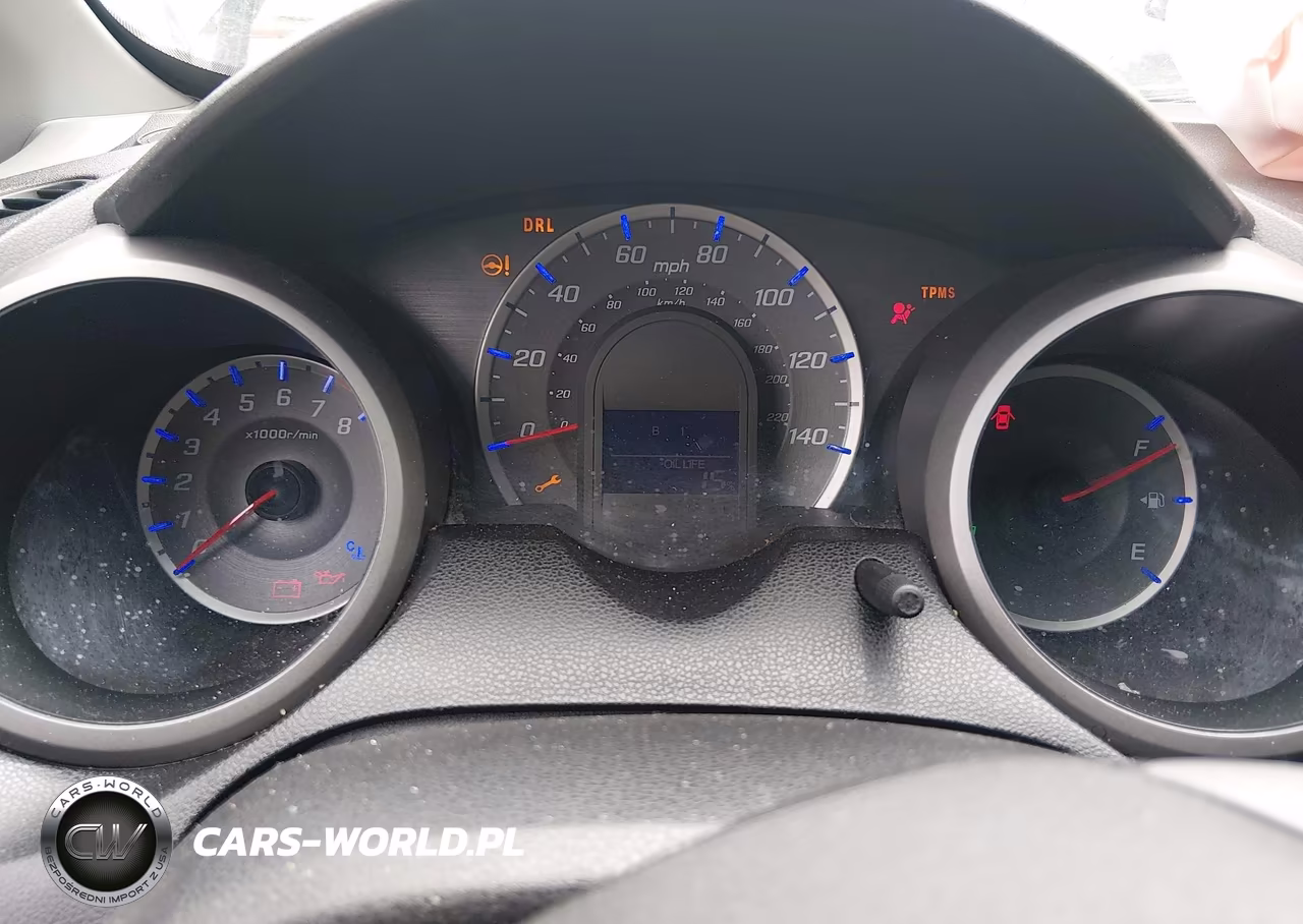 2011 Honda Fit VIN:JHMGE8H33BC018215 - 7