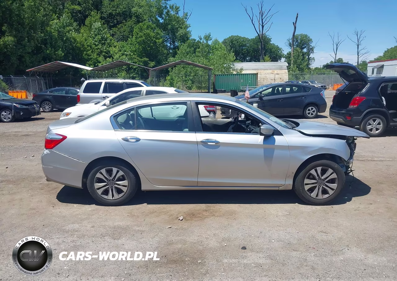 2015 Honda Accord Lx VIN:1HGCR2F3XFA048626 - 14