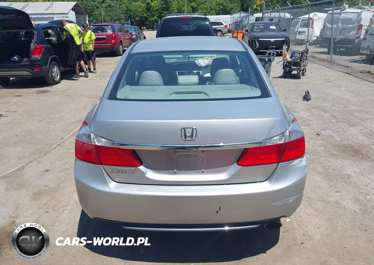 2015 Honda Accord Lx VIN:1HGCR2F3XFA048626 - 17