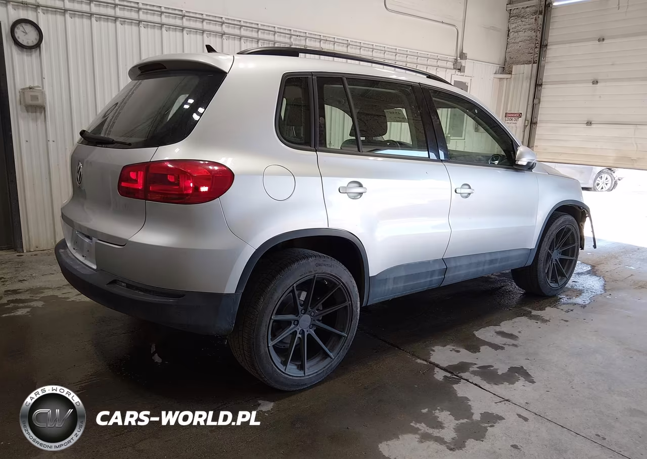 2018 Volkswagen Tiguan Limited 2.0T VIN:WVGBV7AX1JK004834 - 4