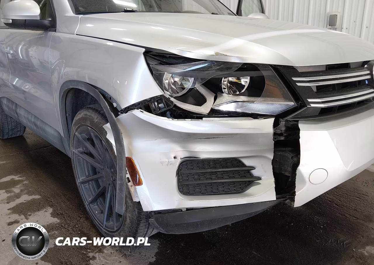 2018 Volkswagen Tiguan Limited 2.0T VIN:WVGBV7AX1JK004834 - 6