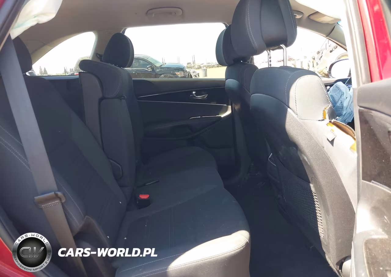 2017 Kia Sorento 3.3L Lx VIN:5XYPGDA52HG218636 - 8