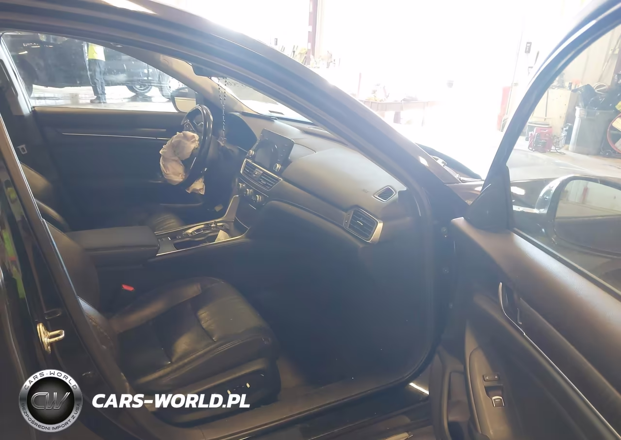 2018 Honda Accord Hybrid Ex-L VIN:1HGCV3F59JA002216 - 5