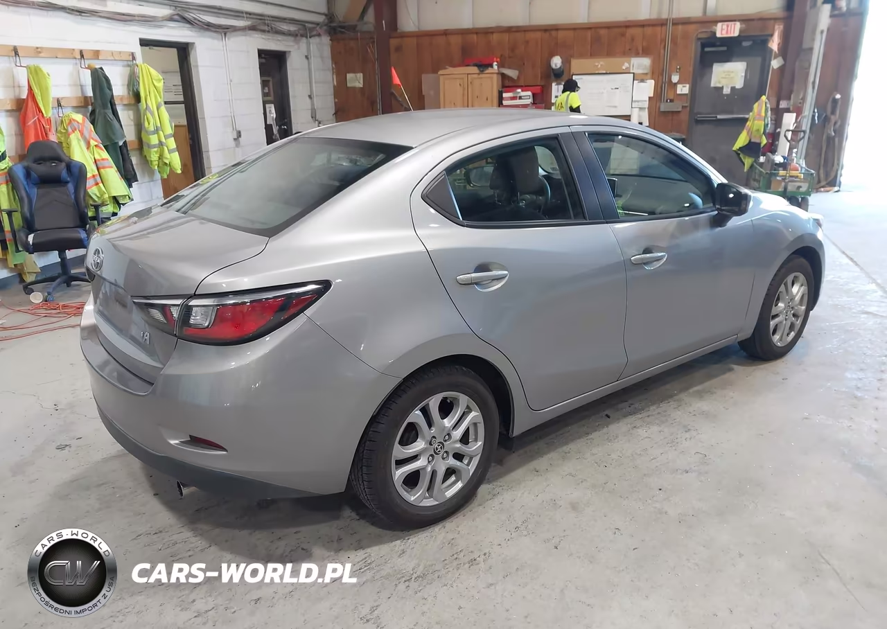 2016 Scion Ia VIN:3MYDLBZV4GY105077 - 4