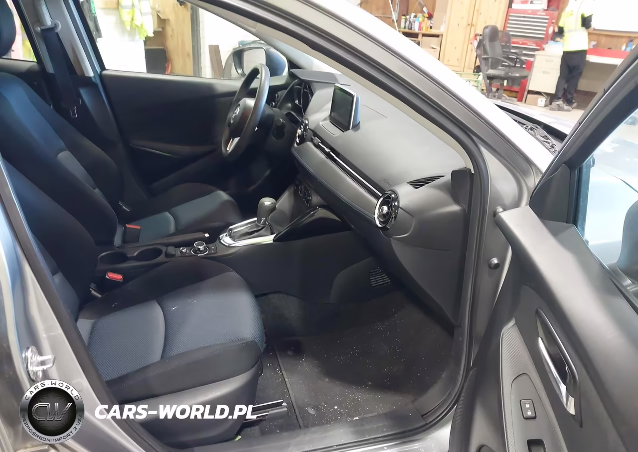 2016 Scion Ia VIN:3MYDLBZV4GY105077 - 5