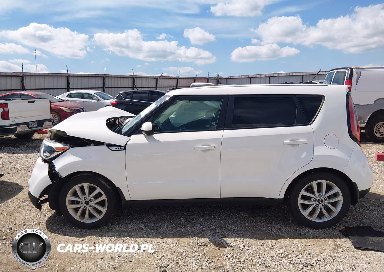 2019 Kia Soul + VIN:KNDJP3A51K7640756 - 14