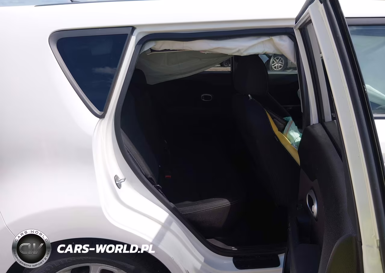 2019 Kia Soul + VIN:KNDJP3A51K7640756 - 8