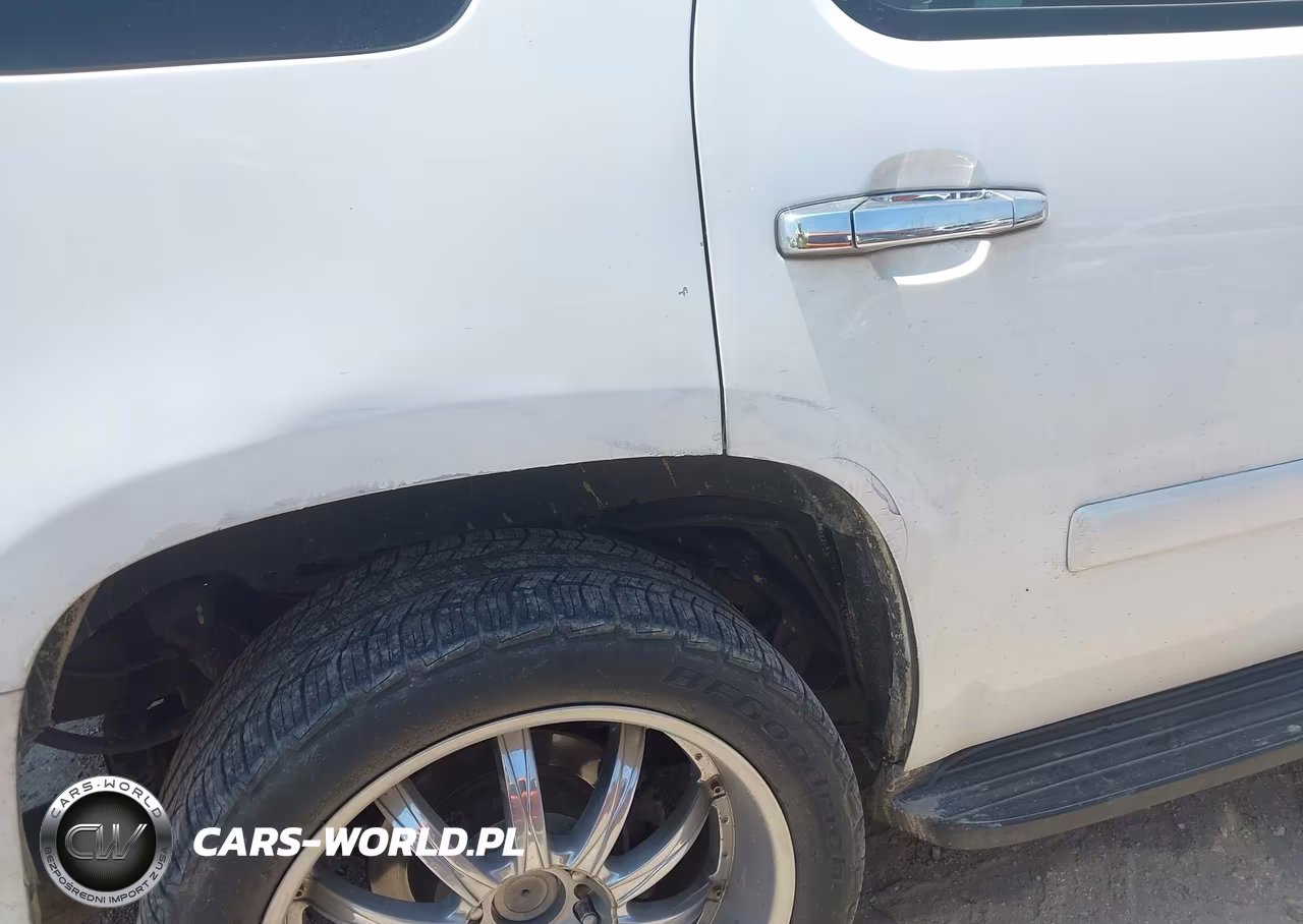 2008 Chevrolet Tahoe Ltz VIN:1GNFC13J98R157732 - 12