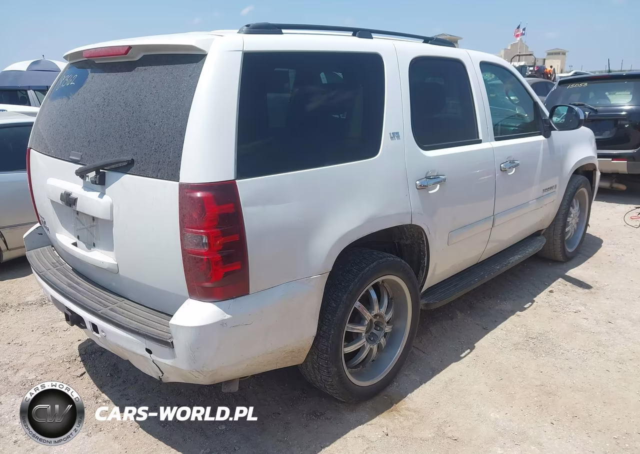 2008 Chevrolet Tahoe Ltz VIN:1GNFC13J98R157732 - 4