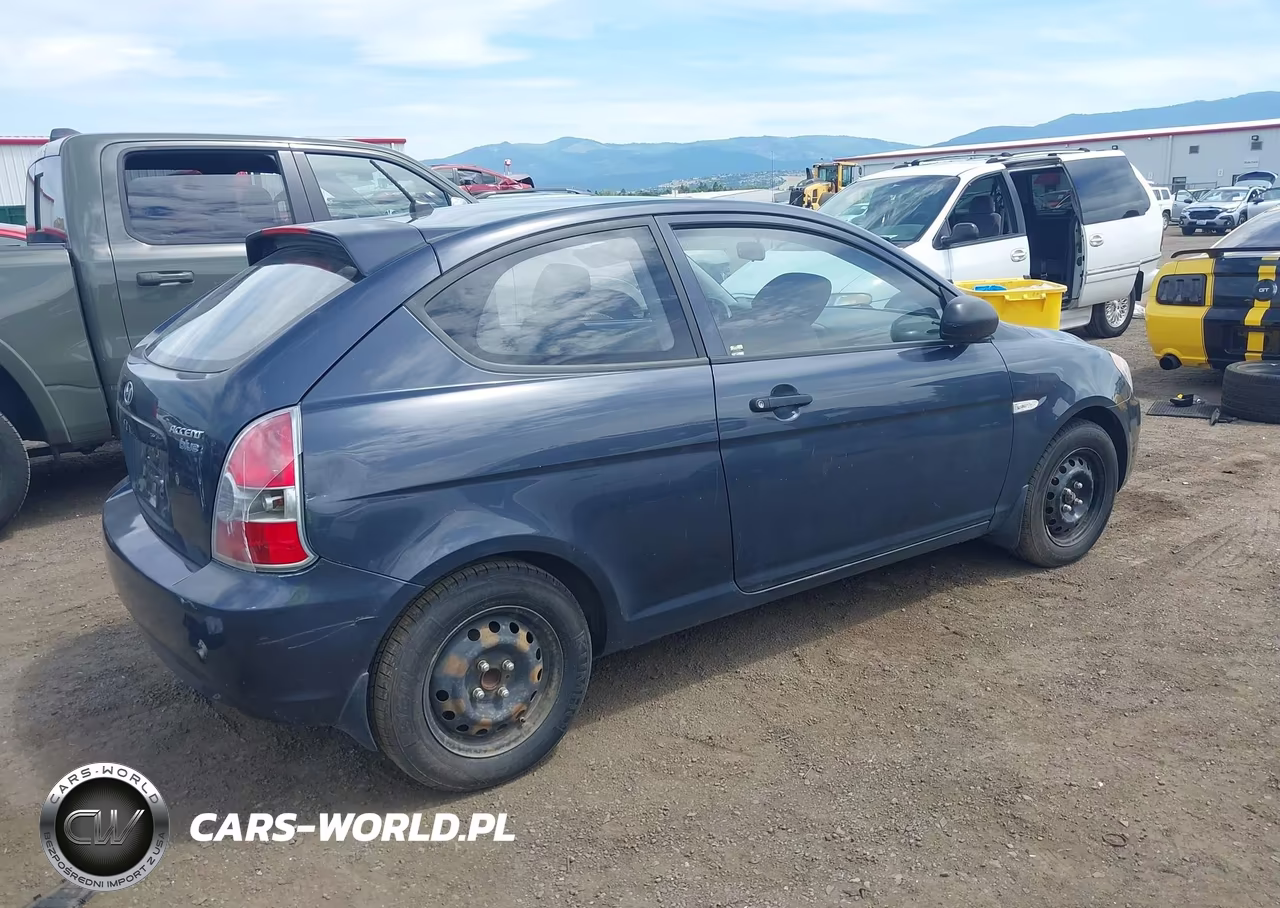 2010 Hyundai Accent Blue VIN:KMHCM3AC5AU166970 - 4