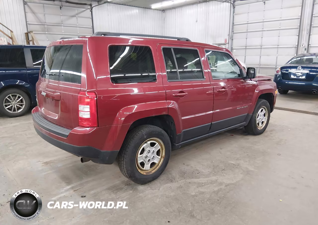 2016 Jeep Patriot Sport VIN:1C4NJRBBXGD657252 - 4