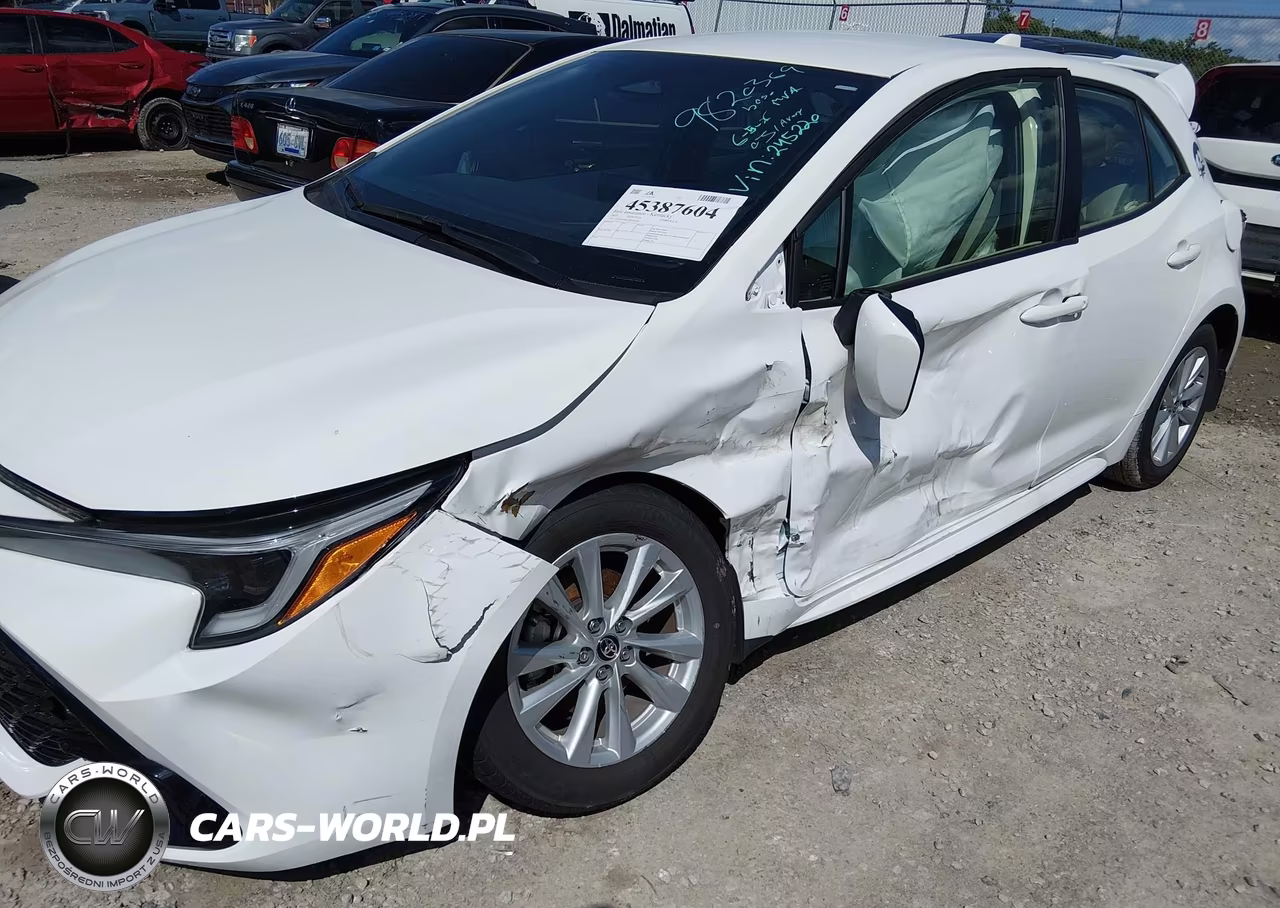 2025 Toyota Corolla Se VIN:JTND4MBE5S3245220 - 19
