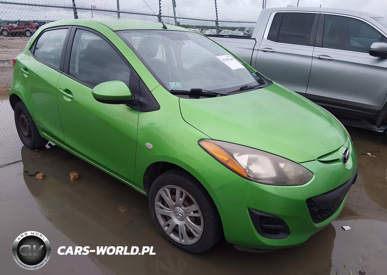 2013 Mazda Mazda2 Sport – zdjęcie 1 z 11