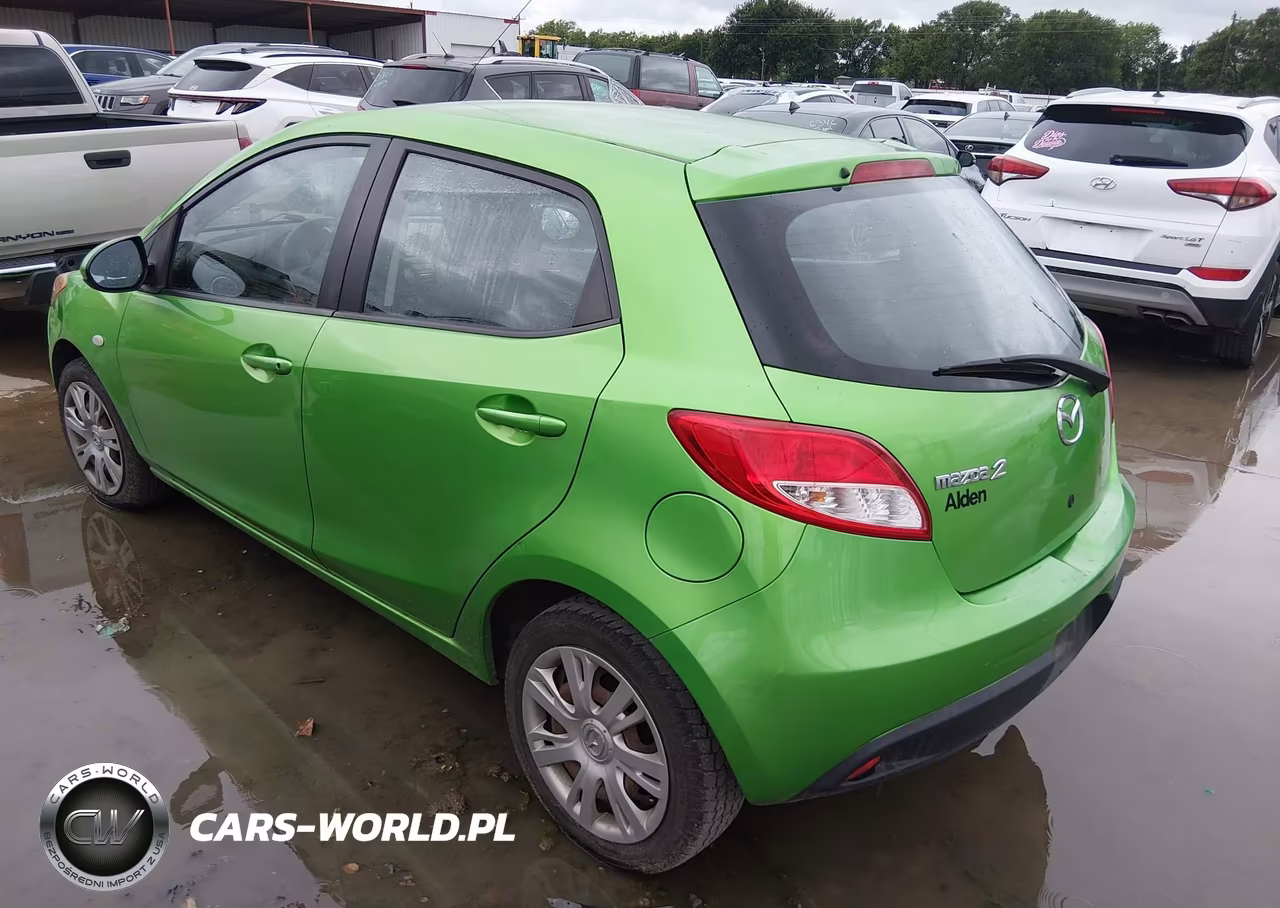2013 Mazda Mazda2 Sport VIN:JM1DE1KZ1D0165663 - 3