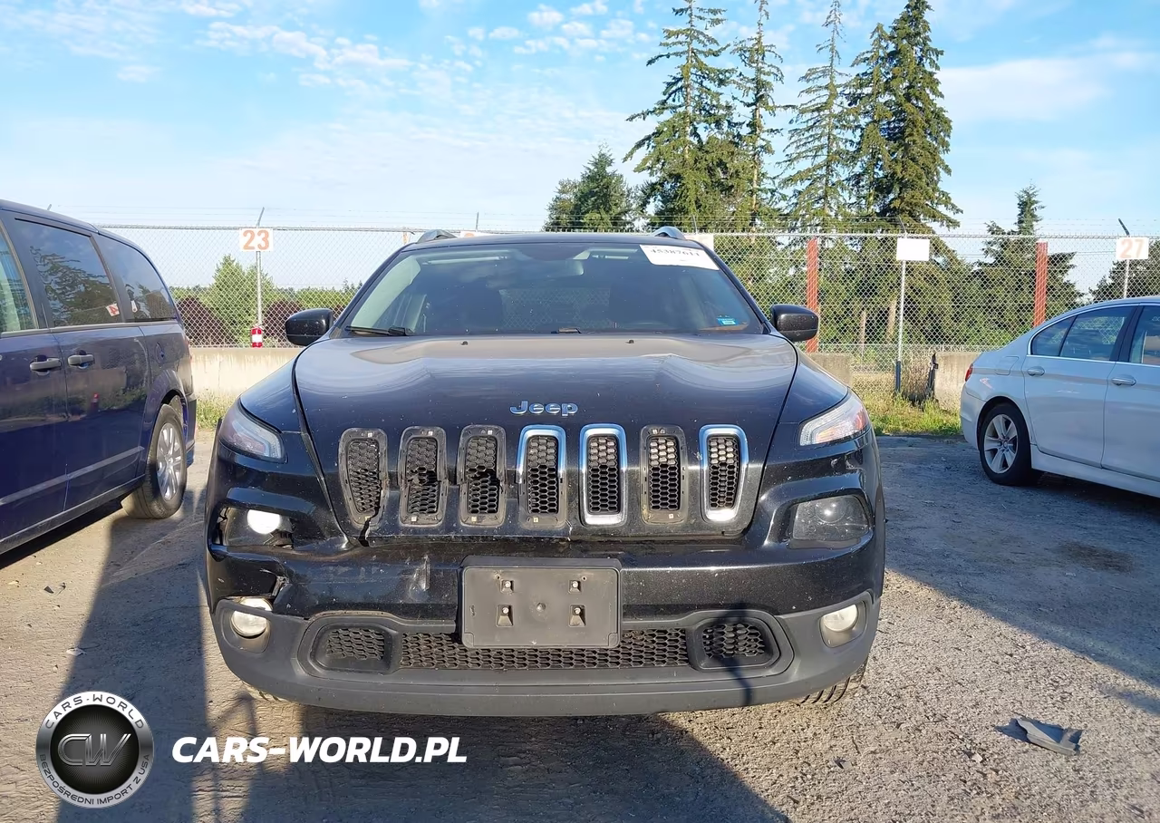 2016 Jeep Cherokee Latitude VIN:1C4PJMCS2GW221154 - 12