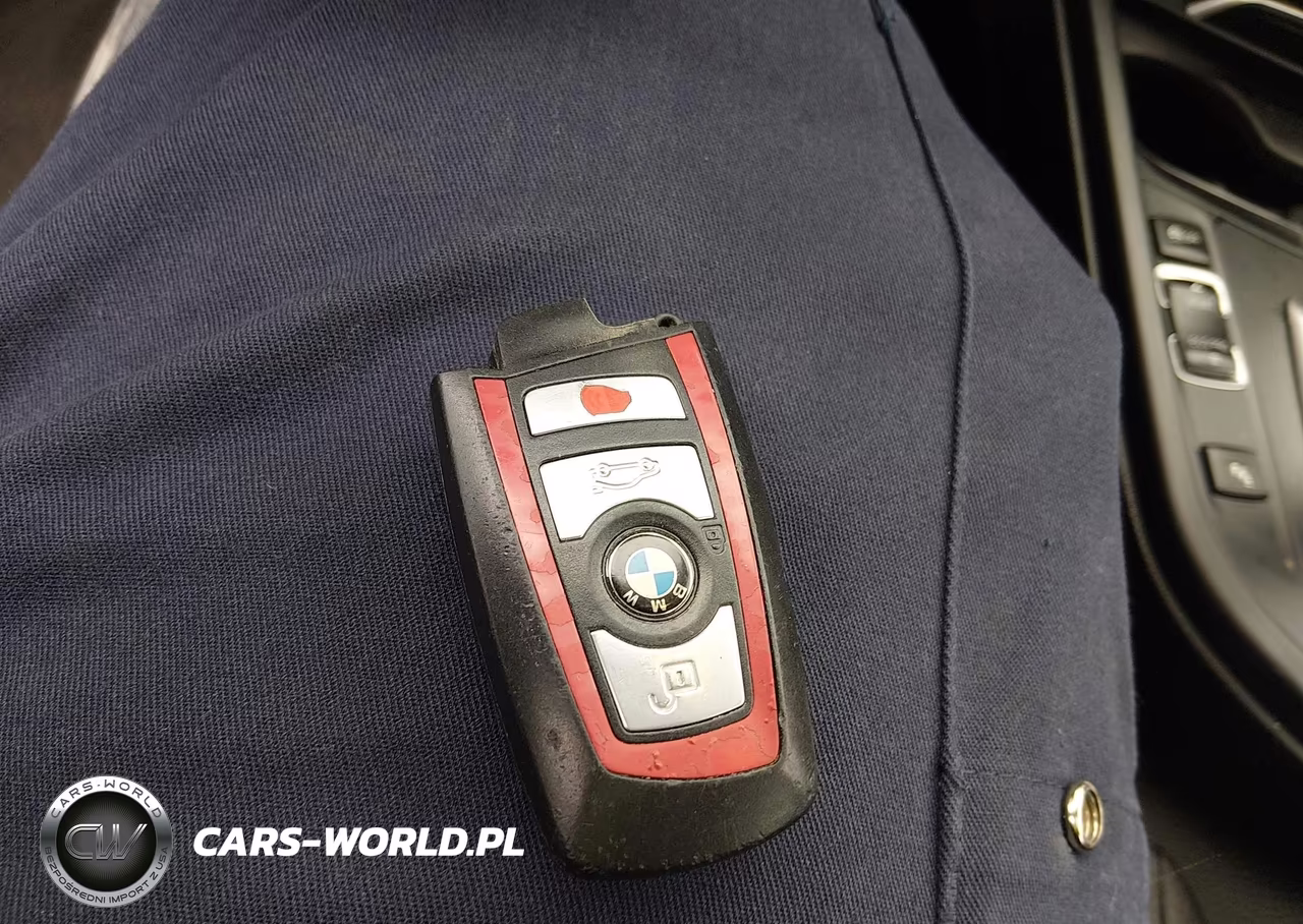 2016 BMW 3 Series 328I VIN:WBA8E9C59GK603945 - 11