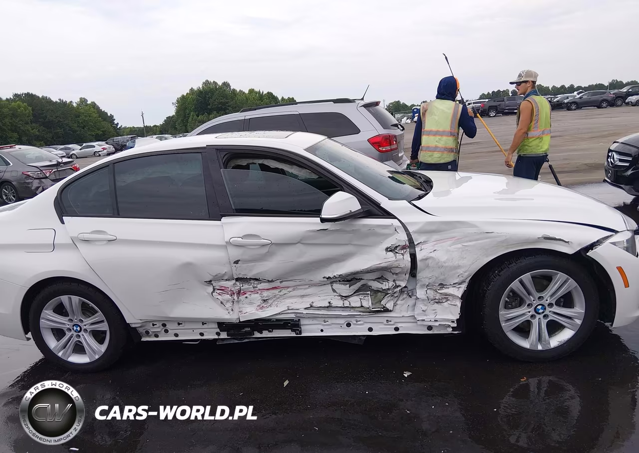 2016 BMW 3 Series 328I VIN:WBA8E9C59GK603945 - 14