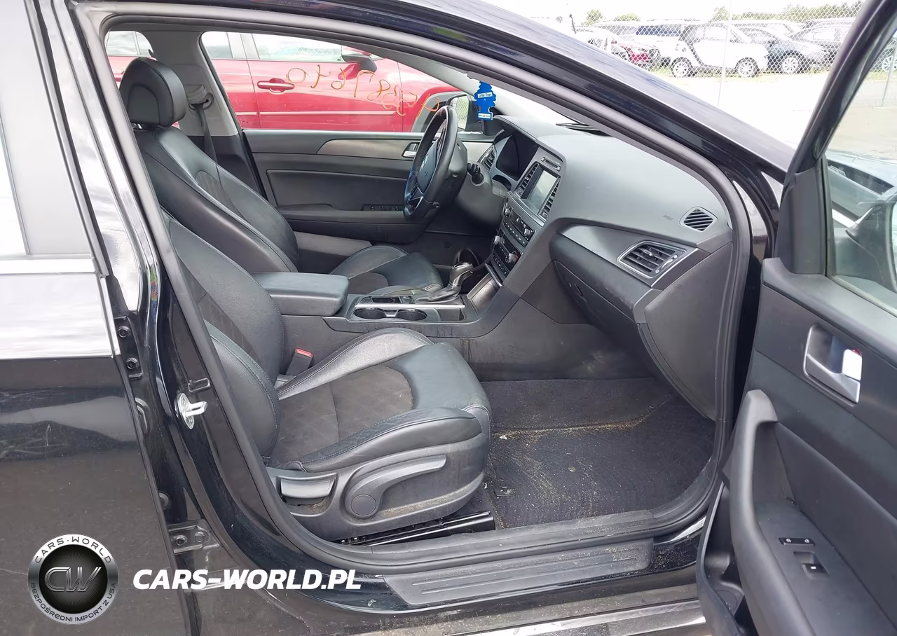 2017 Hyundai Sonata Sport VIN:5NPE34AFXHH529140 - 5