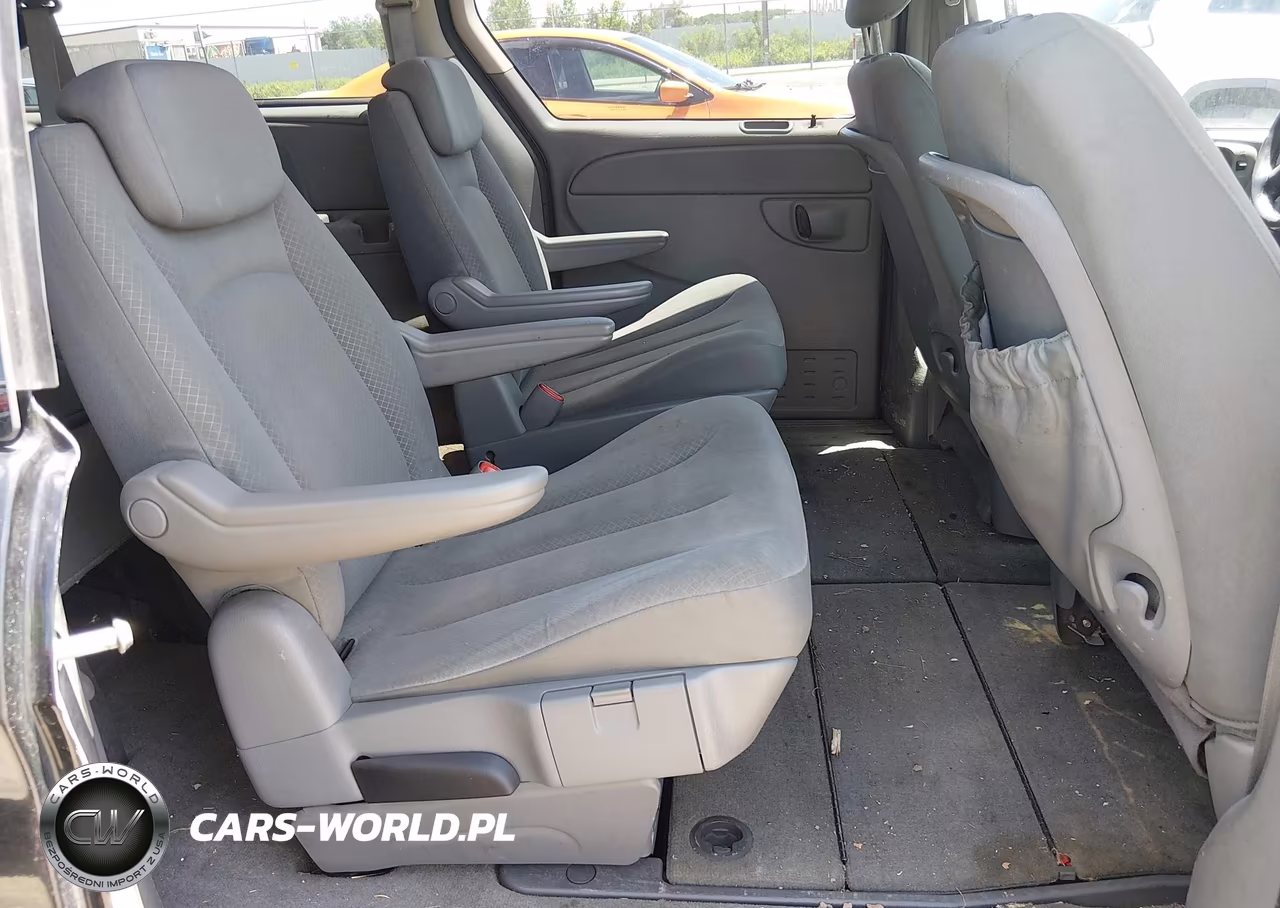 2007 Dodge Grand Caravan Sxt VIN:2D8GP44L47R295014 - 8