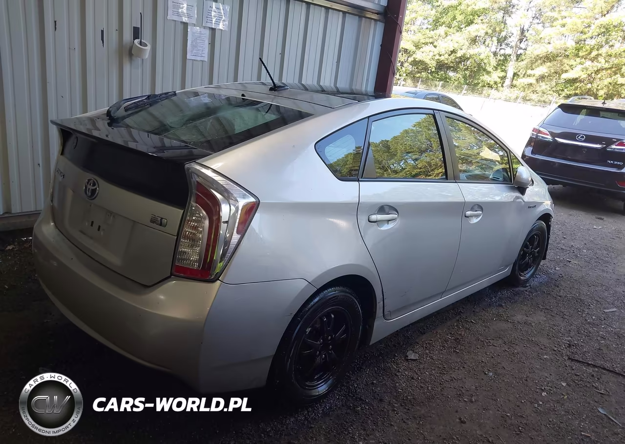 2015 Toyota Prius VIN:JTDKN3DU5F1934358 - 4