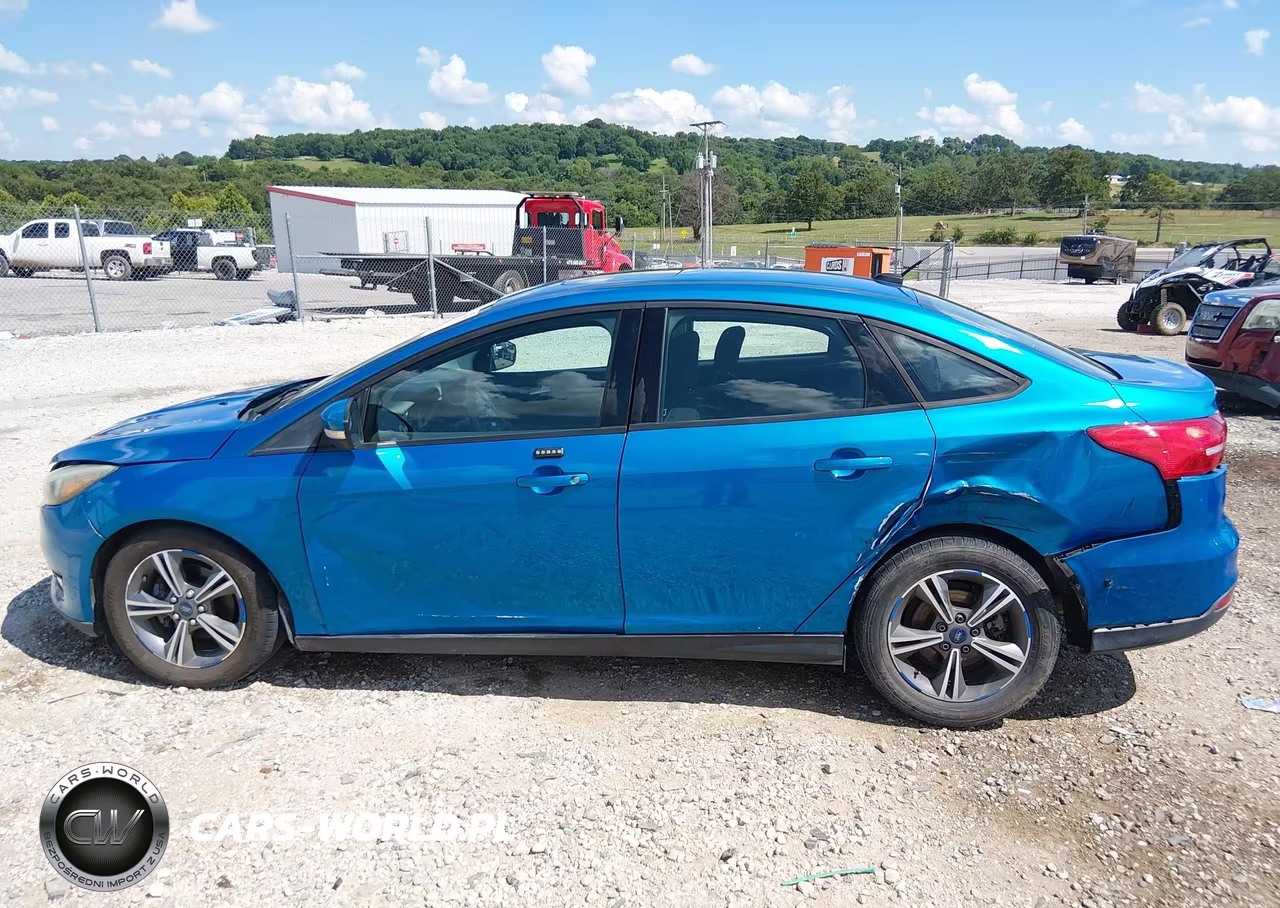 2016 Ford Focus Se VIN:1FADP3FE8GL223984 - 14