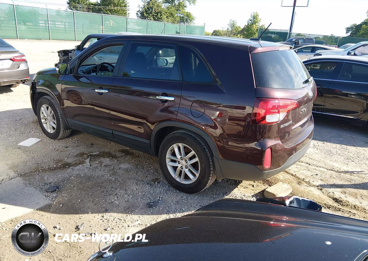 2015 Kia Sorento Lx VIN:5XYKT3A60FG629362 - 3