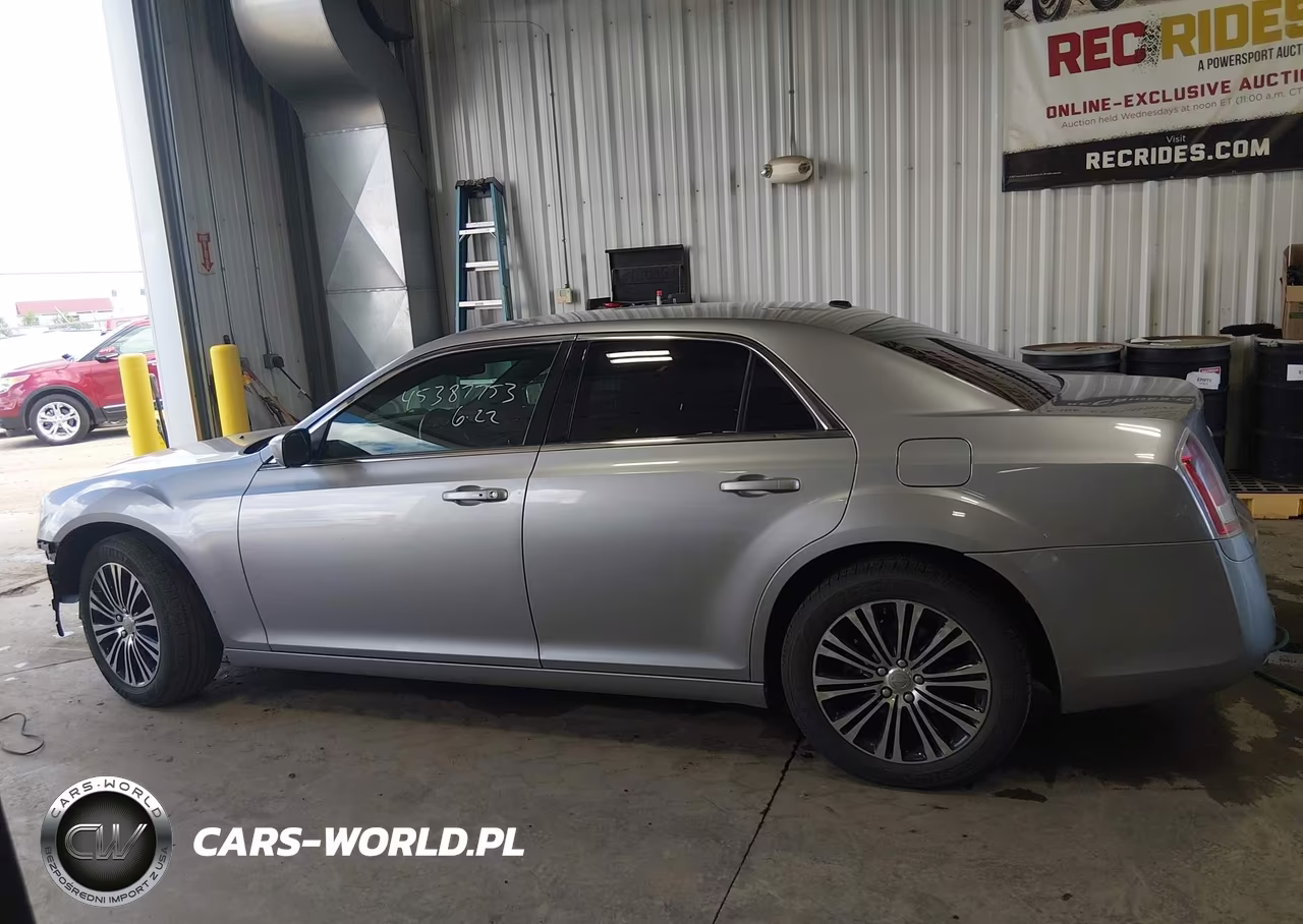 2013 Chrysler 300 300S VIN:2C3CCAGT7DH739530 - 15