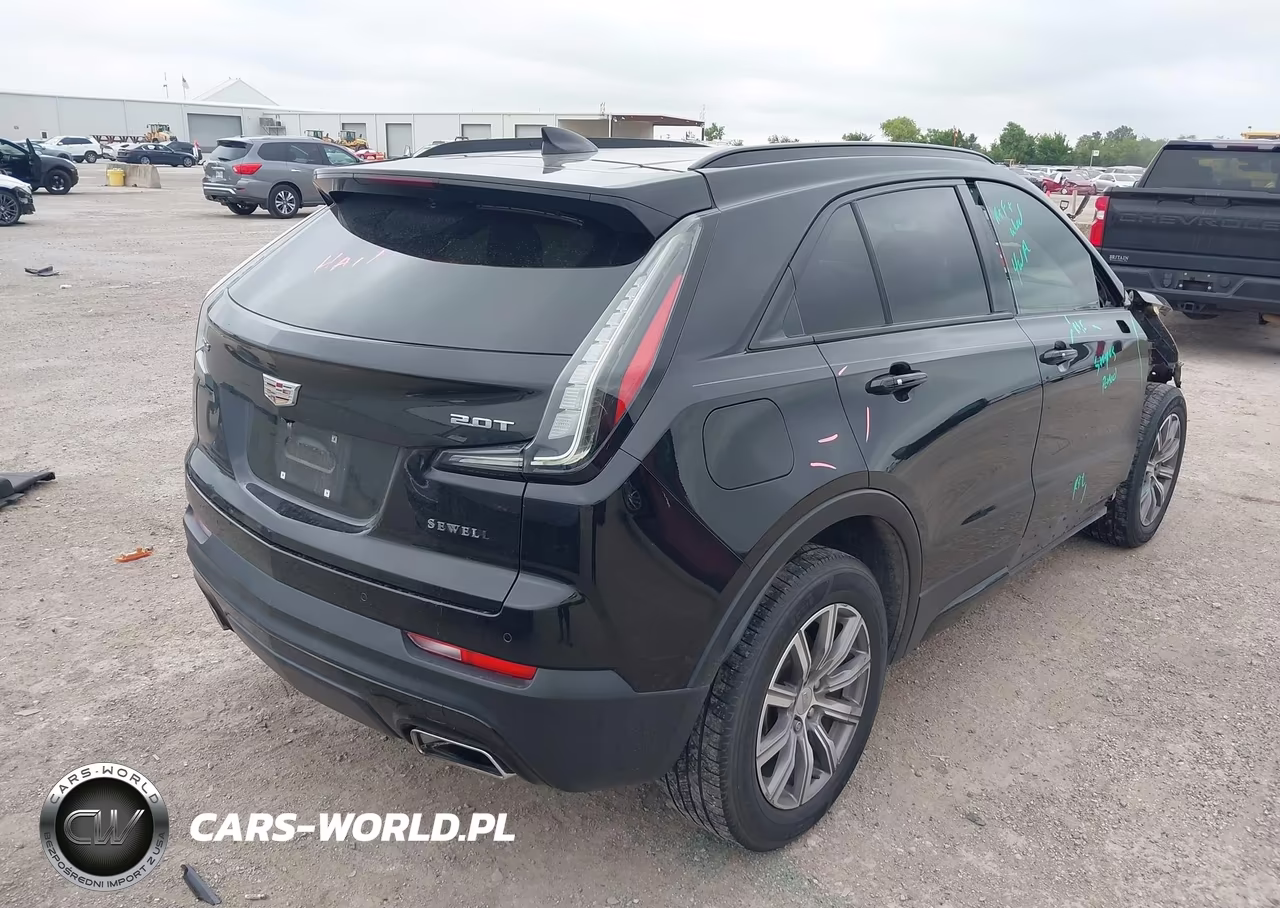 2019 Cadillac Xt4 Sport VIN:1GYFZER42KF174309 - 4